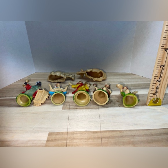 Vintage 8 Piece Plastic Nativity Made in Hong Kong Mid Century Christmas Decor - Picture 13 of 15